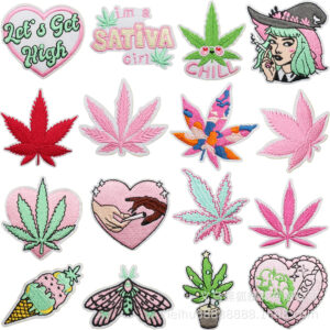 girl clothes decorative embroidery cloth sticker colored maple leaf Patches sticker embroidery label ironing