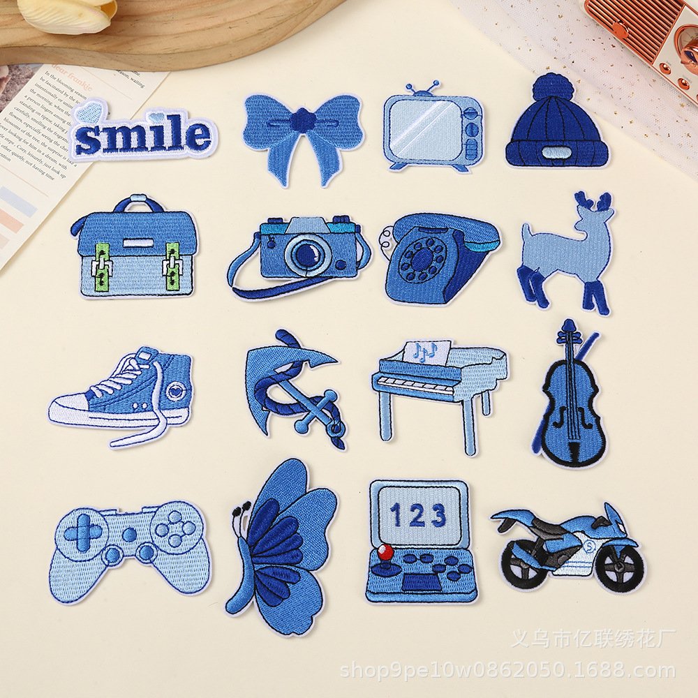 Embroidery cloth stickers, cool cartoon embroidery stickers, hot melt adhesives, handmade DIY self-adhesive stickers, clothing patch stickers, clothing accessories.